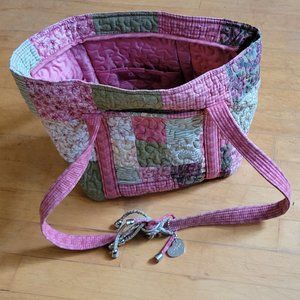 Donna Sharp quilted handbag